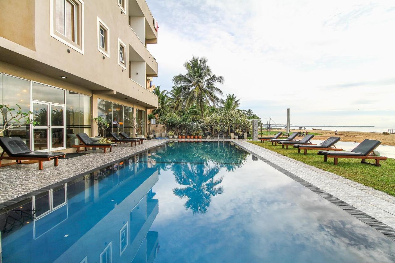 Grace Beach Resort By Travel Corners Negombo Exteriör bild